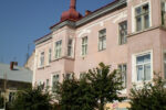 2 cohabiting center